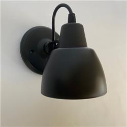APLIQUE IONA ARTICULADO NEGRO 10,5CM X 13CM