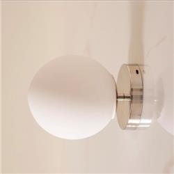 APLIQUE SPOT BLANCO CON GLOBO OPAL 15CM DIAMETRO G9