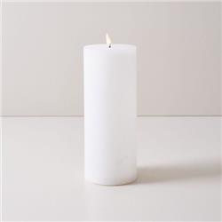 VELA LED 25 WHITE XL 10CM DIAMETRO X 25CM ALTO - NO INCLUYE BATERIAS (USA 2 PILAS AA)