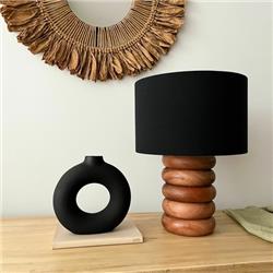 LAMPARA DE MESA KENIA G MADERA Y PANTALLA FORRADA EN TUSOR NEGRO E27